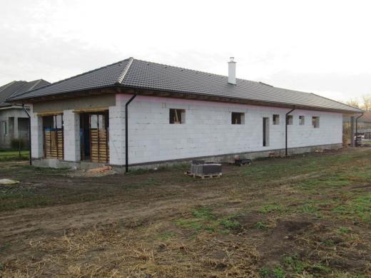Strecha Veľké Kozmálovce 1 - foto 2
