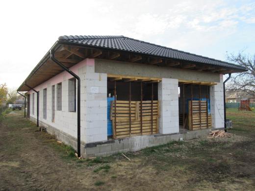 Strecha Veľké Kozmálovce 1 - foto 10